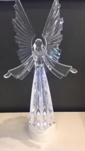 Read more about the article Join me in spreading love & light. Please write PEACE in comments below &. SHARE this Angel as far as she can fly! 
Angel Blessings Michelle