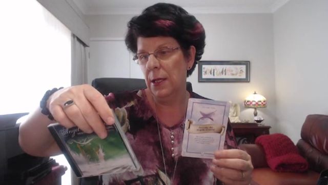 You are currently viewing Weekly Angel Reading with The Aussie Angel Lady Michelle Newten 15th October 2918