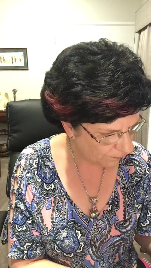 You are currently viewing Weekly Angel Reading with Michelle Newten The Aussie Angel Lady 7th January 2019
‘The Aussie Angel Lady’ Michelle Newten does her Weekly Angel Reading
Join me again next week for another Weekly Angel …