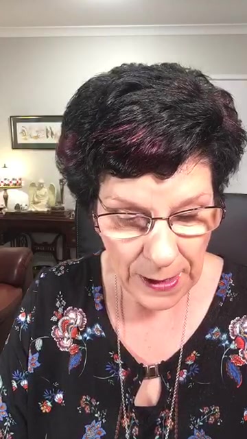 You are currently viewing Daily Angel Message The Aussie Angel Lady Michelle Newten 22nd August 2019 with The Aussie Angel Lady 

Use this weeks Live blessing Buy Angel Staircase CD1 Get CD2 FREE; go here: https://michellenewt…