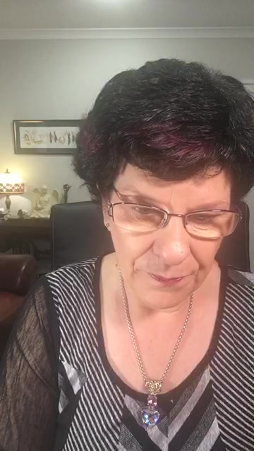 You are currently viewing Daily Angel Message The Aussie Angel Lady Michelle Newten 24th August 2019 with The Aussie Angel Lady 

Use this weeks Live blessing Buy Angel Staircase CD1 Get CD2 FREE; go here: https://michellenewt…