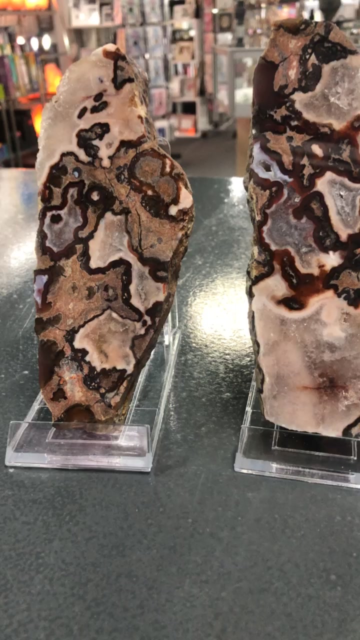 You are currently viewing #rhyolite #rhyolitejasper #healing #heartchakra #crystals
 
 AOK Crystal Specialists  
www.aokspecialtygifts.com.au
151 High Street Shepparton
Tuesday- Friday 9am – 5pm
Saturday 9am -4pm
 03 58215974 …