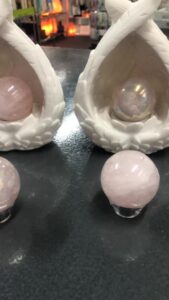 Read more about the article #angelaura #rosequartz #spheres #crystals #crystalshops
 Mothers Day Live Market  Thursday 6:45pm Melbourne Time Ladies Join my Group GO HERE: https://www.facebook.com/groups/ManifestingProsperity/ 
…