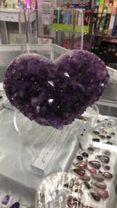 Read more about the article Amethyst Heart  
 EOFY RED  SALE 
Starts Monday 20th June 10am
30% OFF Crystal Specimens & Sterling Silver Jewellery  
*Terms & Conditions Apply*
No Lay-byes 
No free shipping on sale items. 
Look fo…