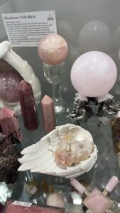 Read more about the article Mangano Calcite: Warmth & Acceptance Heart & Bloodvessels
www.aokspecialtygifts.com.au  151 High Street Shepparton 
 Opening Hours Thursday  Oct 12th to Saturday 21st October
Monday – Friday 10am – 4:…