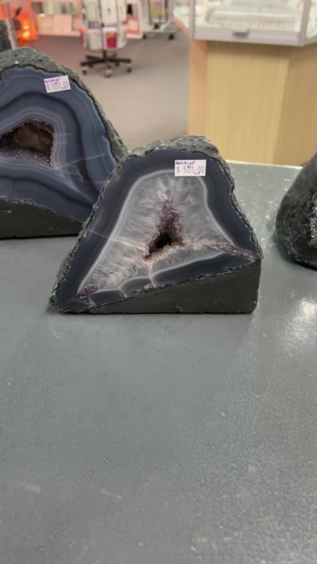 You are currently viewing Amethyst Caves 
 151 High Street Shepparton 
 Opening Hours 
Monday 10-4:00pm
Monday- Friday 10am – 5:00pm
Saturday 10am – 4:00pm
CLOSED Public Holidays 
 03 58215974 GO HERE: https://aokspecialtygif…