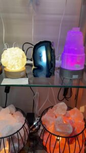 Read more about the article Agate Lamp 
 151 High Street Shepparton 
 Opening Hours 
Monday 10-4:00pm
Monday- Friday 10am – 5:00pm
Saturday 10am – 4:00pm
CLOSED Public Holidays 
 03 58215974 GO HERE: https://aokspecialtygifts.c…