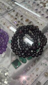 Read more about the article NEW Garnet & Amethyst Bracelets 
 151 High Street Shepparton 
 Opening Hours 
Monday 10-5.00pm
Tuesday- Friday 10am – 5:00pm
Saturday 10am – 2.00pm
CLOSED Public Holidays 
 03 58215974 GO HERE: https…