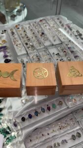 Read more about the article NEW: Wooden Symbol Boxes 
 AOK 151 High Street Shepparton 
 New Opening Hours  
*CLOSED Mondays & Tuesdays
Wednesday- Friday 10-4:30pm
*Saturday 10am – 2.00pm
*CLOSED Public Holidays 
 03 58215974 GO…