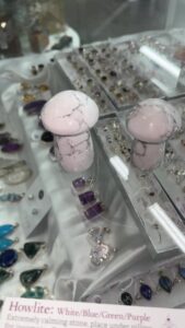 Read more about the article Cute Howlite Mushroom’s 
‍ Tonight Thursday 19th October 6:45pm Melbourne time 
My LIVE October Market Crystal & Gift Lovers Market in my closed group over two parts: 
Join HERE: https://www.faceb…